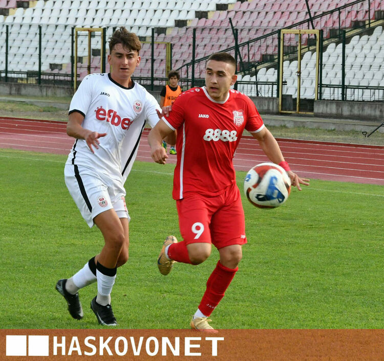 &bdquo;Хасково&ldquo; и &bdquo;розите&ldquo; не се победиха