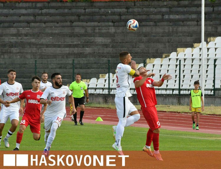 &bdquo;Хасково&ldquo; и &bdquo;розите&ldquo; не се победиха