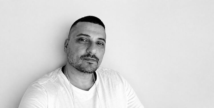 Напусна ни обичаният музикант и текстописец Боян Христов