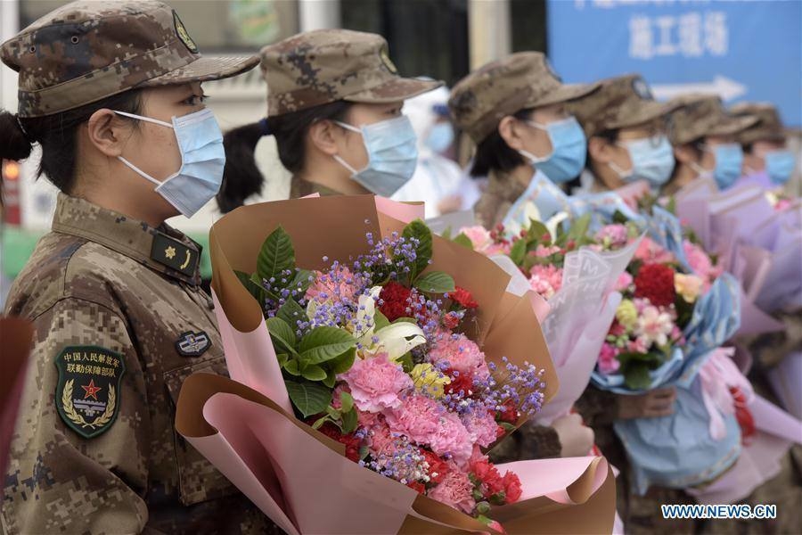 Паниката от коронавируса в снимки