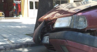 Карък шофьорка от Кърджали нацели колите на Димчо Михалевски и Милко Багдасаров