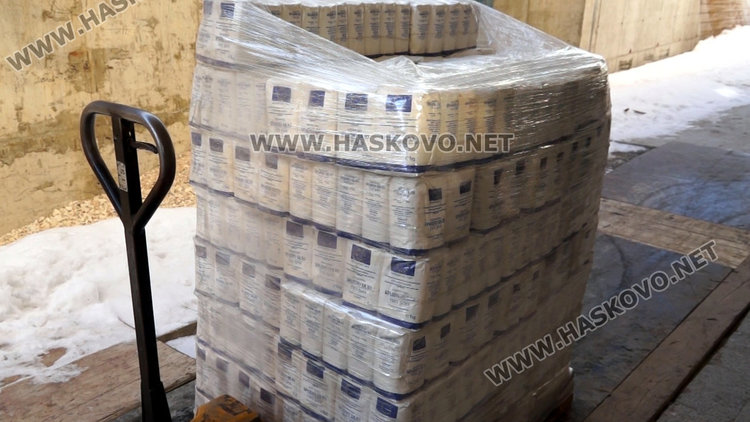 Otlaga Se Razdavaneto Na Pomoshite S Hrani Vseki Paket Ot Prviya Transh E S Nad 38 Kg Produkti Haskovo Net