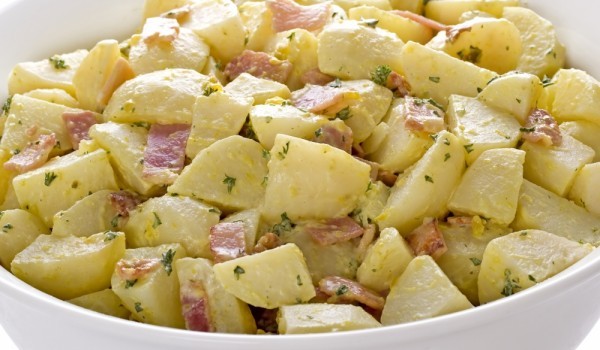 Зимна салата с картофи