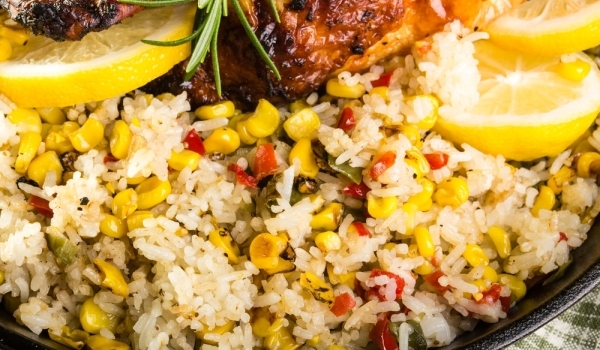Ориз с пилешко и царевица