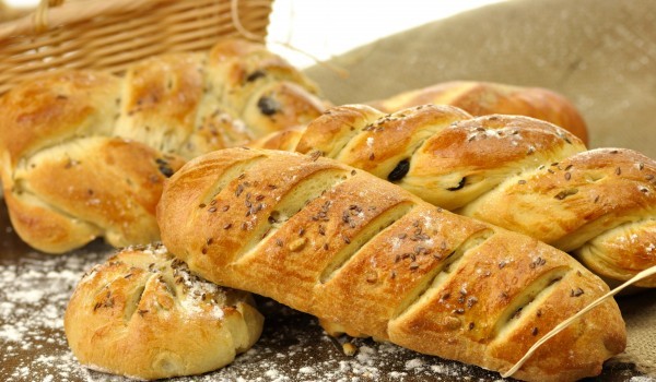 Гръцки хлебчета с маслини и кимион